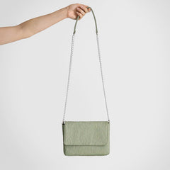 THE LOVELY THINGS Chain Crossbody Bag